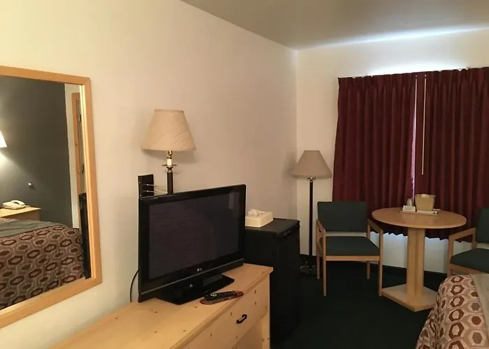 Hotel Moose Creek &
