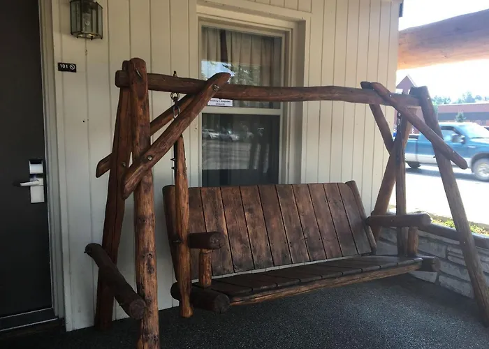 Hotel Moose Creek &