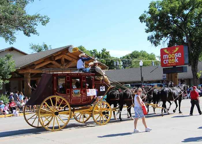 Hotel Moose Creek & Cody